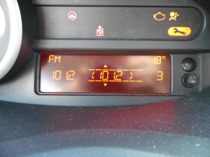 Renault Twingo II 1.5 dCi 90 FAP Sloopvoertuig (2011, Geel)