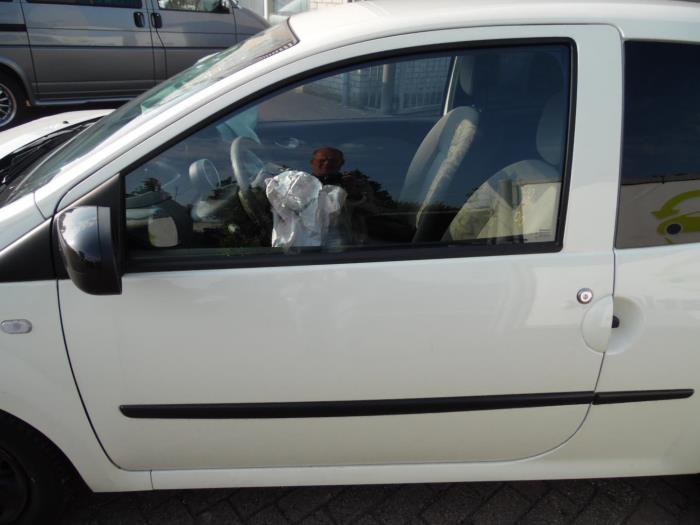 Renault Twingo II 1.5 dCi 90 FAP Sloopvoertuig (2011, Geel)