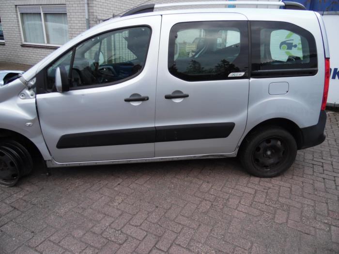 Citroen Berlingo Cinqspace, Multispace 1.6 HDi 90 Sloopvoertuig (2012, Grijs)