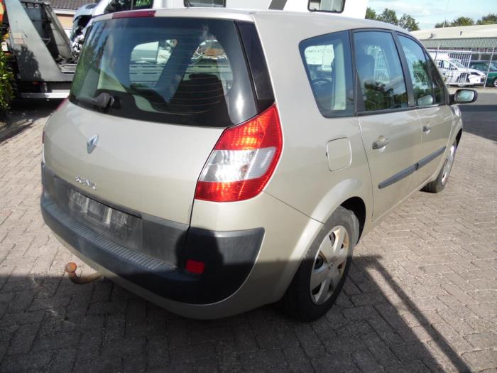 Renault Scénic II 1.5 dCi 105 Sloopvoertuig (2005, Bruin)