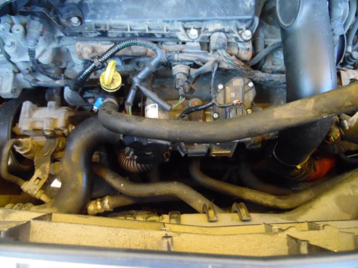 Renault Master III 2.3 dCi 145 16V FWD Sloopvoertuig (2012, Geel)