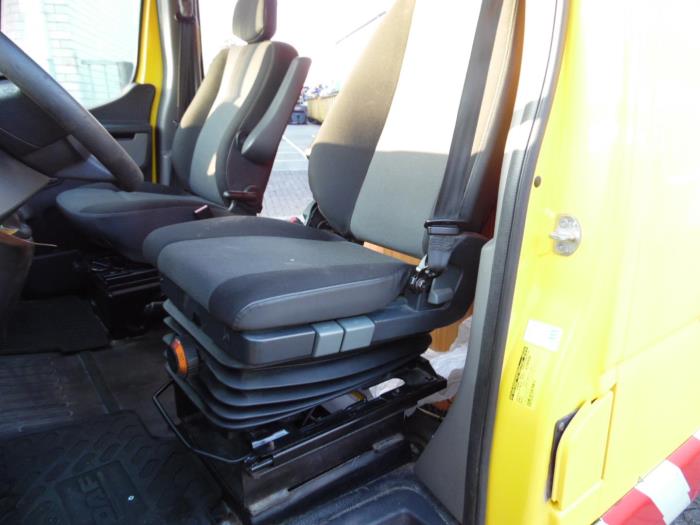 Renault Master III 2.3 dCi 145 16V FWD Sloopvoertuig (2012, Geel)