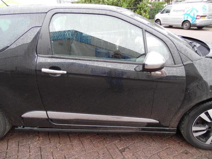 Citroen DS3 1.6 e-HDi Sloopvoertuig (2011, Zwart)