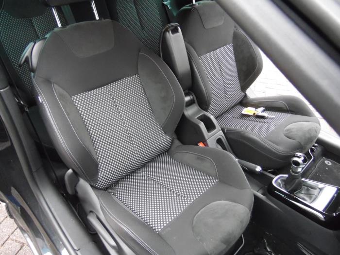 Citroen DS3 1.6 e-HDi Sloopvoertuig (2011, Zwart)