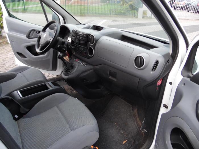 Peugeot Partner 1.6 HDI 90 16V Sloopvoertuig (2010, Wit)