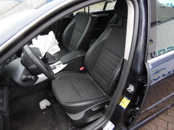 Renault Laguna III Estate 2.0 16V Sloopvoertuig (2008, Blauw)