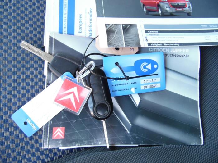 Citroen Jumper 2.2 HDi 120 Sloopvoertuig (2009, Grijs)