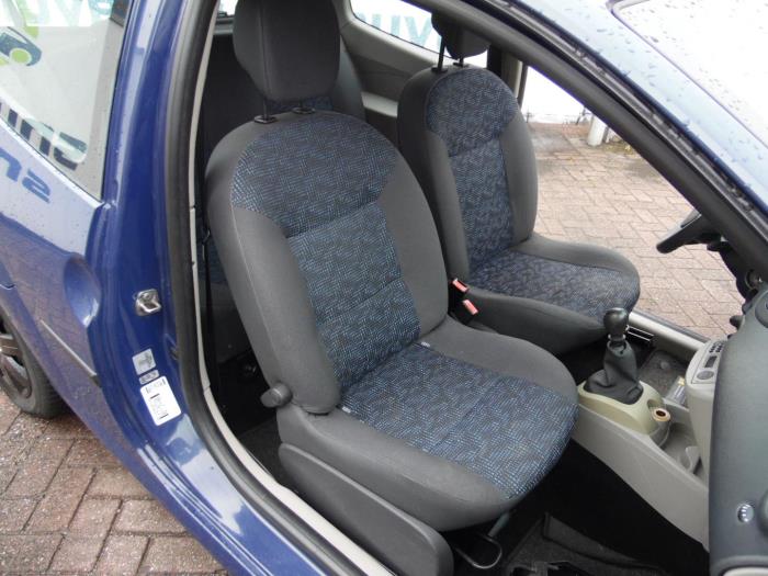 Renault Twingo II 1.2 Sloopvoertuig (2008, Blauw)