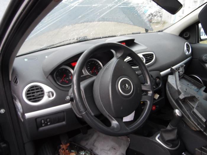 Renault Clio III 1.4 16V Sloopvoertuig (2005, Grijs)