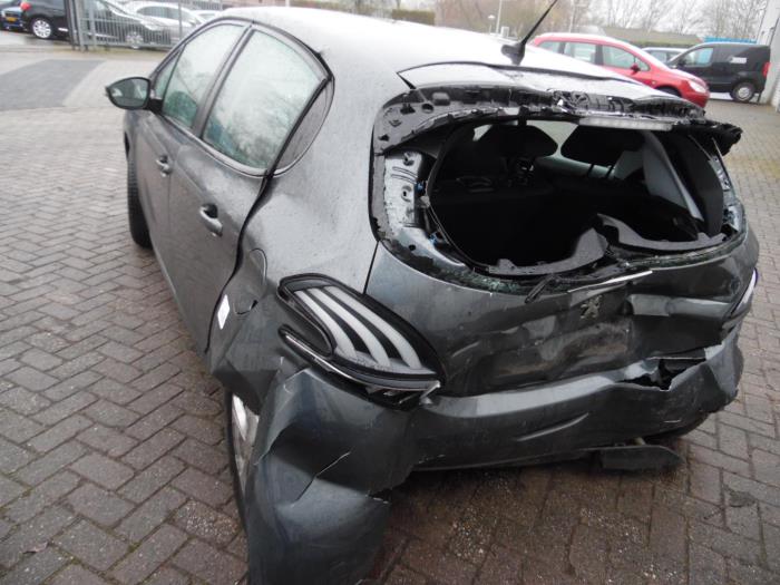 Peugeot 208 I 1.2 Vti 12V PureTech 82 Sloopvoertuig (2015, Grijs)