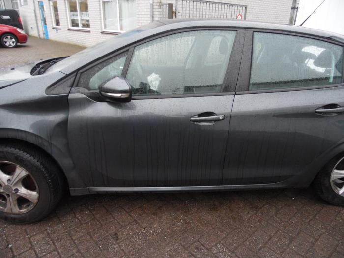 Peugeot 208 I 1.2 Vti 12V PureTech 82 Sloopvoertuig (2015, Grijs)