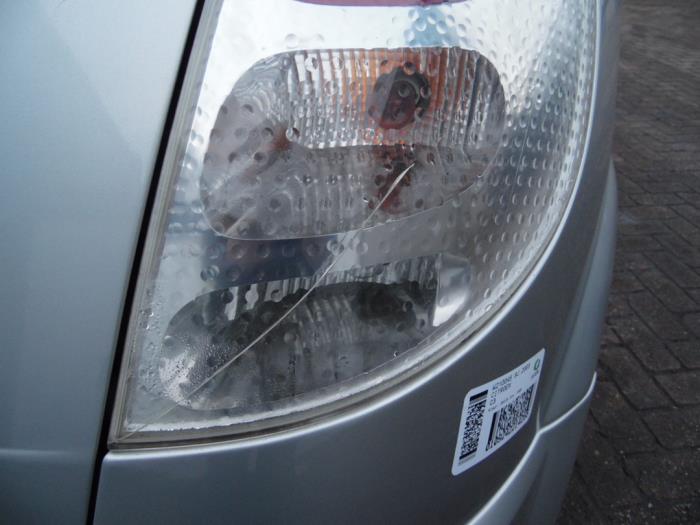 Citroen C3 Pluriel 1.4 Sloopvoertuig (2003, Grijs)