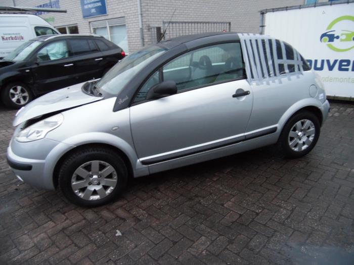 Citroen C3 Pluriel 1.4 Sloopvoertuig (2003, Grijs)