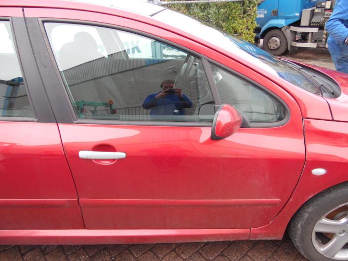 Peugeot 307 SW 1.6 16V Sloopvoertuig (2005, Rood)