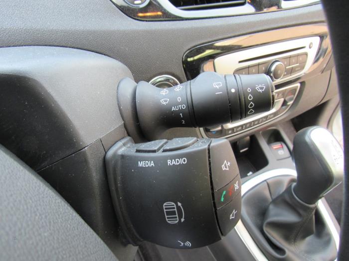 Renault Scénic III 1.5 dCi 110 Sloopvoertuig (2015, Wit)