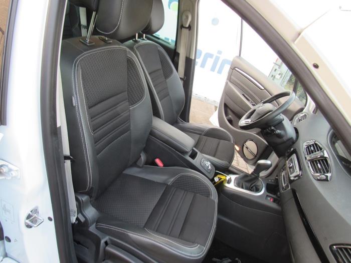 Renault Scénic III 1.5 dCi 110 Sloopvoertuig (2015, Wit)