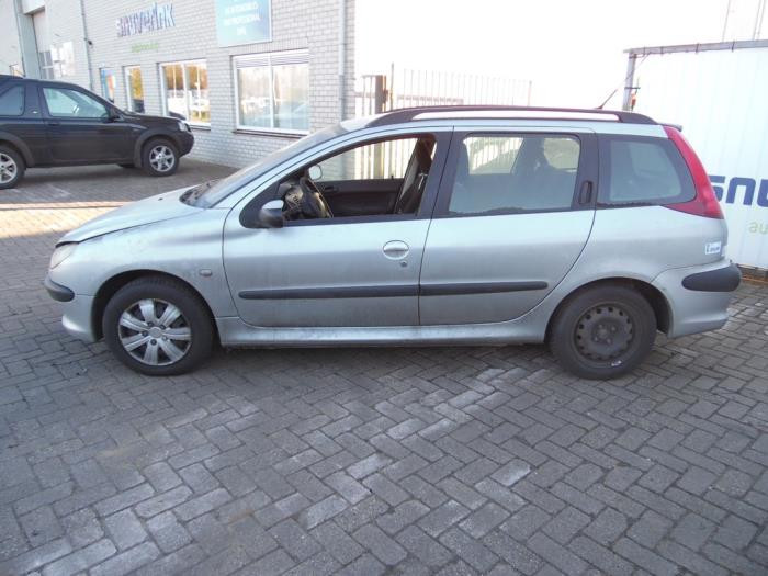 Peugeot 206 SW 1.4 Sloopvoertuig (2003, Grijs)
