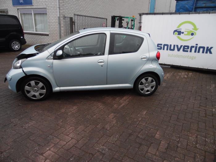 Toyota Aygo 1.0 12V VVT-i Sloopvoertuig (2007, Blauw)