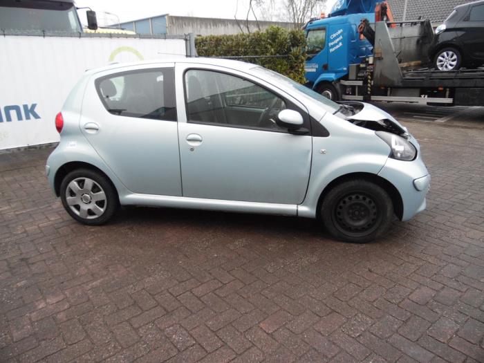 Toyota Aygo 1.0 12V VVT-i Sloopvoertuig (2007, Blauw)