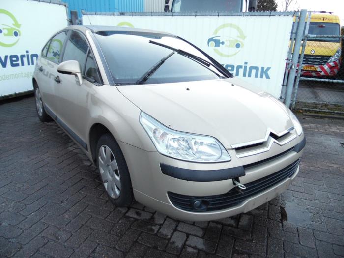 Citroen C4 Berline 1.6 16V Sloopvoertuig (2006, Beige)