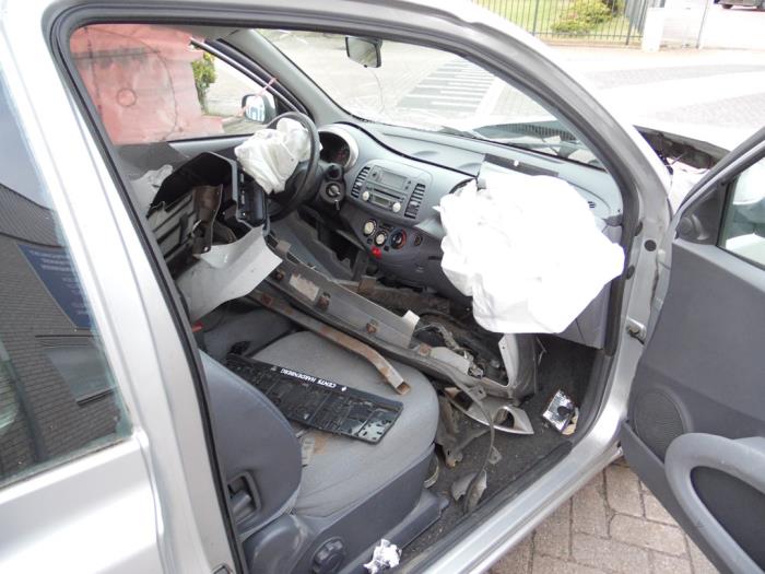 Nissan Micra 1.2 16V Sloopvoertuig (2004, Grijs)