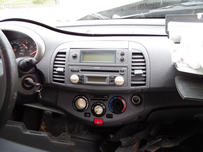 Nissan Micra 1.2 16V Sloopvoertuig (2004, Grijs)