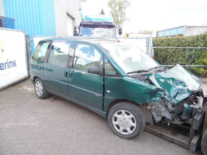 Peugeot 806 2.0 16V Sloopvoertuig (2000, Groen)