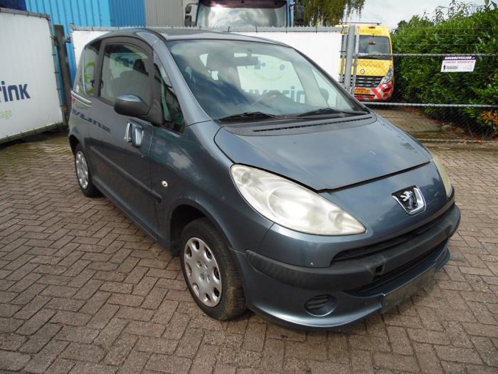 Peugeot 1007 1.4 Sloopvoertuig (2006, Grijs)