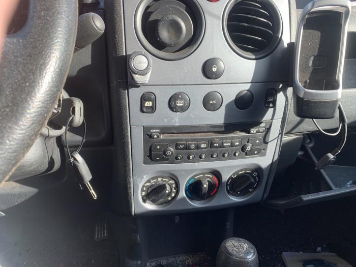 Peugeot Partner 2.0 HDI Sloopvoertuig (2006, Graniet)