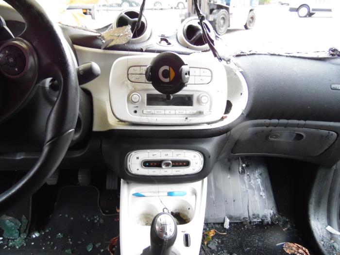 Smart Forfour 1.0 12V Sloopvoertuig (2015, Grijs)