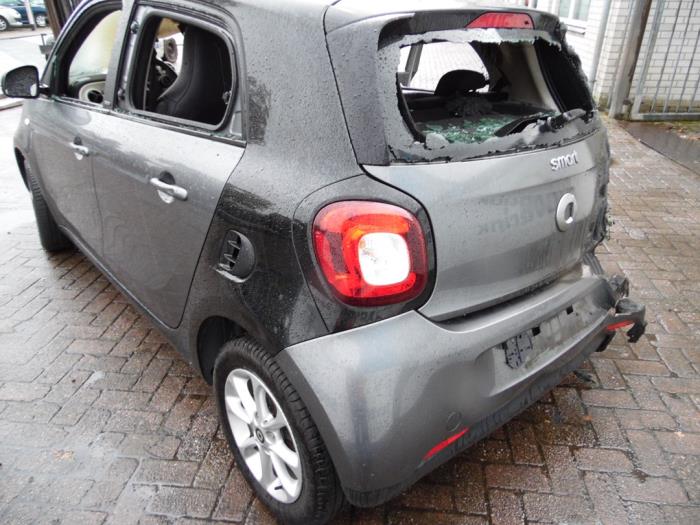 Smart Forfour 1.0 12V Sloopvoertuig (2015, Grijs)