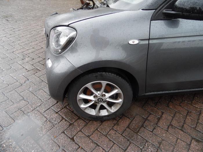 Smart Forfour 1.0 12V Sloopvoertuig (2015, Grijs)