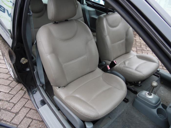 Renault Twingo 1.2 16V Sloopvoertuig (2004, Zwart)