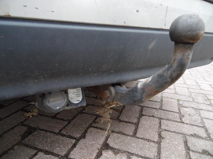 Volvo V70 2.4 20V 170 Sloopvoertuig (2001, Grijs)