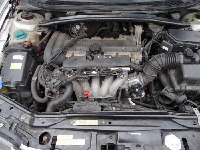 Volvo V70 2.4 20V 170 Sloopvoertuig (2001, Grijs)