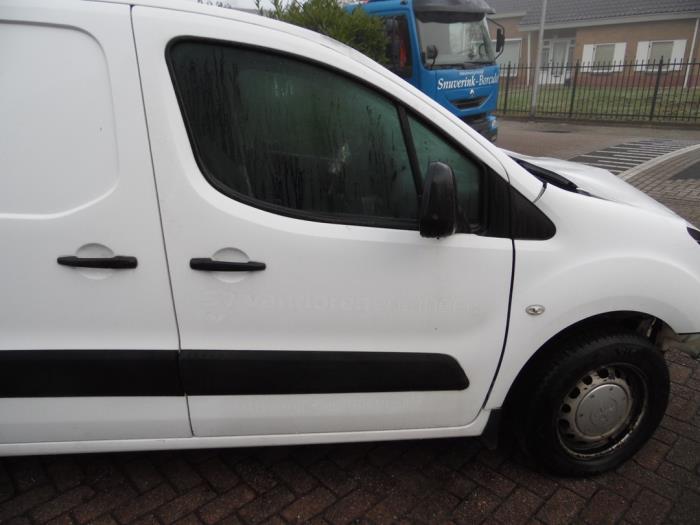 Peugeot Partner 1.6 HDI 75 16V Sloopvoertuig (2011, Wit)