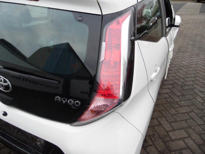 Toyota Aygo 1.0 12V VVT-i Sloopvoertuig (2014, Wit)