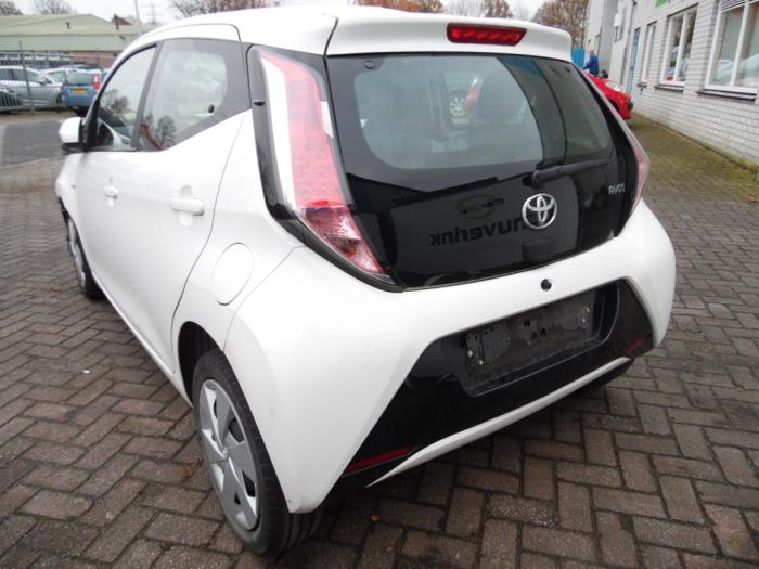 Toyota Aygo 1.0 12V VVT-i Sloopvoertuig (2014, Wit)
