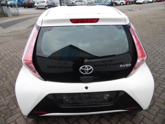 Toyota Aygo 1.0 12V VVT-i Sloopvoertuig (2014, Wit)
