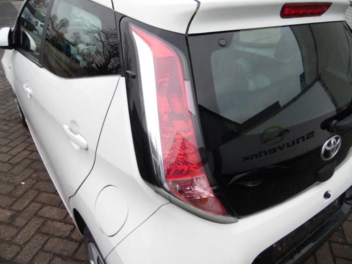 Toyota Aygo 1.0 12V VVT-i Sloopvoertuig (2014, Wit)