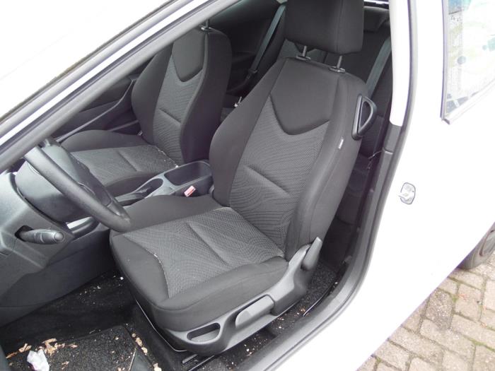 Peugeot 308 1.4 VTI 16V Sloopvoertuig (2010, Wit)