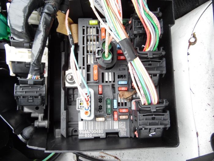 Peugeot 308 1.4 VTI 16V Sloopvoertuig (2010, Wit)