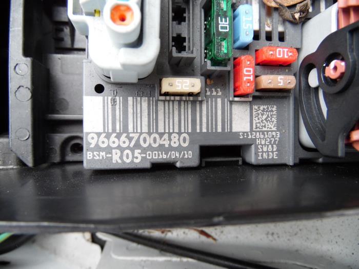 Peugeot 308 1.4 VTI 16V Sloopvoertuig (2010, Wit)