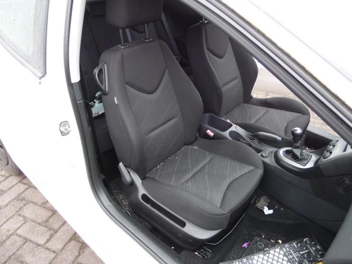 Peugeot 308 1.4 VTI 16V Sloopvoertuig (2010, Wit)