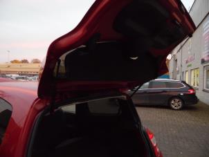 Renault Twingo II 1.2 16V Sloopvoertuig (2010, Rood)