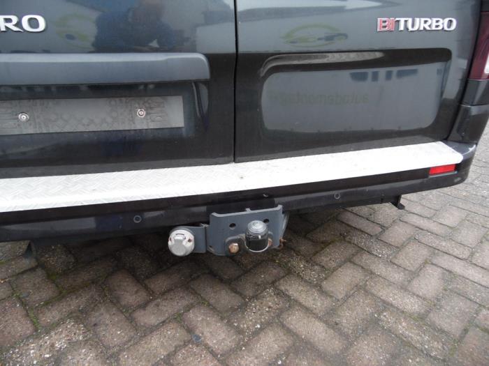 Opel Vivaro 1.6 CDTI BiTurbo 140 Sloopvoertuig (2015, Zwart)