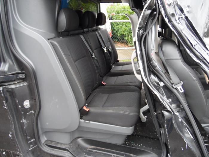 Opel Vivaro 1.6 CDTI BiTurbo 140 Sloopvoertuig (2015, Zwart)