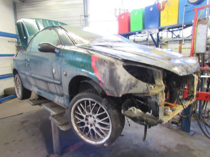 Peugeot 206 CC 1.6 16V Sloopvoertuig (2003, Groen)