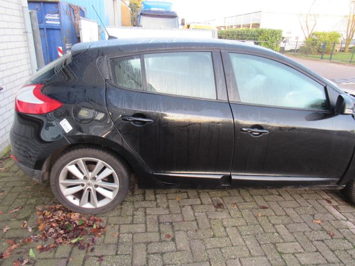 Renault Megane III Berline 1.5 dCi 110 Sloopvoertuig (2012, Zwart)