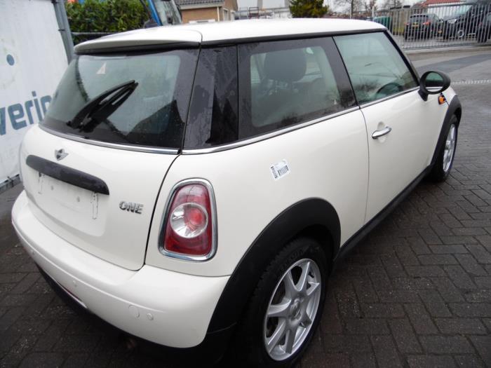Mini Mini 1.6 16V One Sloopvoertuig (2012, Wit)